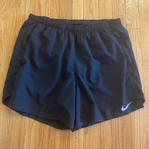 Men’s Nike Lined Shorts Size L